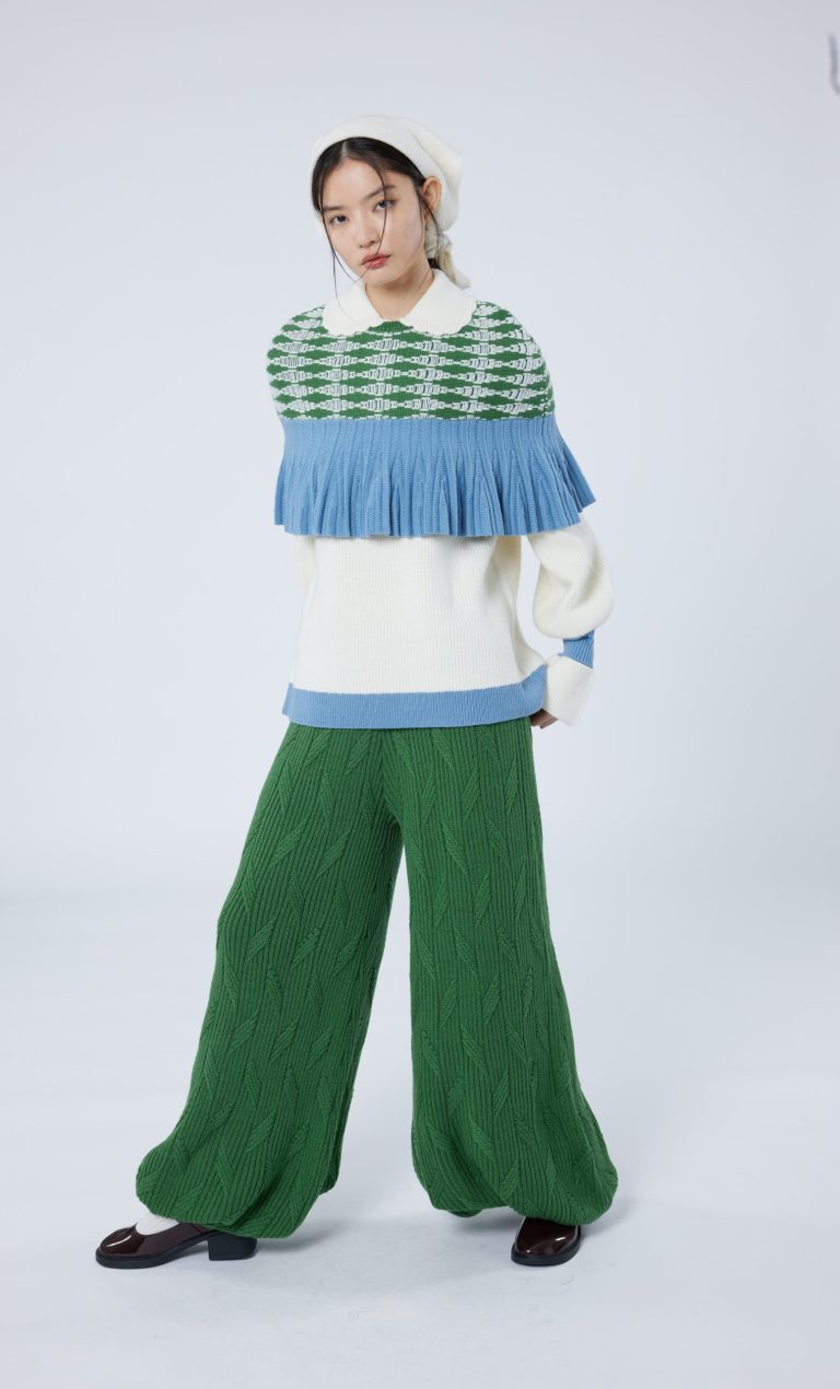 YAN TSOI - Look 7 (Pullover + Shawl)