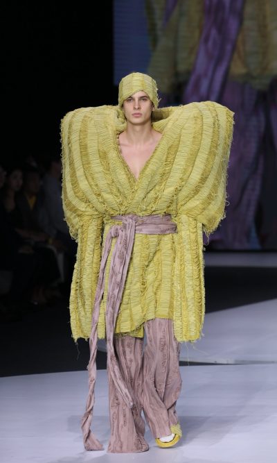 MOON MAN - Look 2